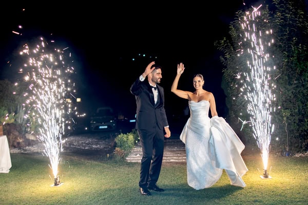 Romantic Wedding With White And Gold Details Patra