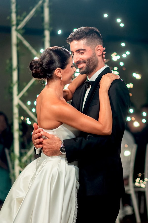 Romantic Wedding With White And Gold Details Patra