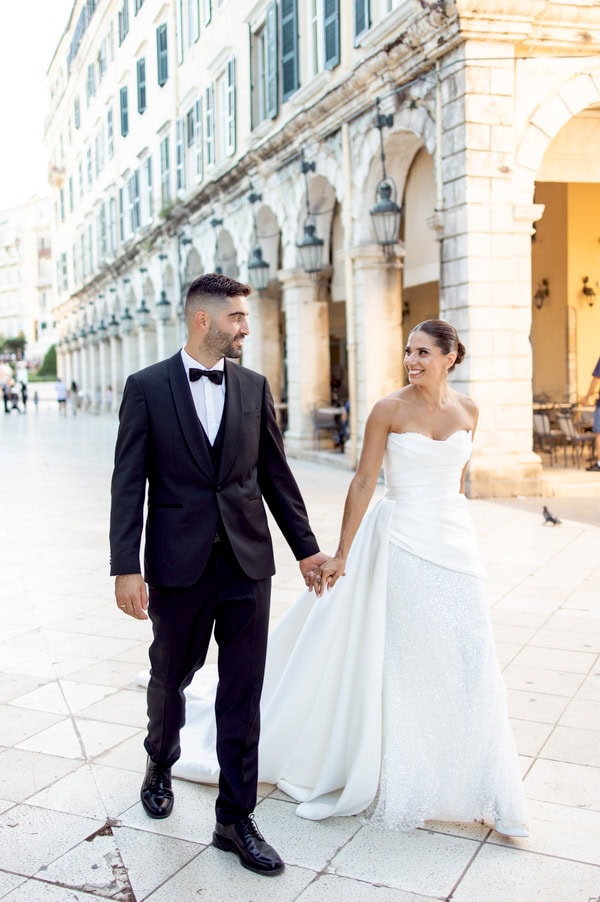 Romantic Wedding With White And Gold Details Patra