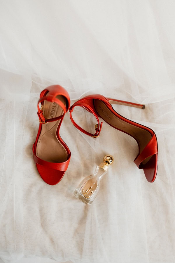 Summer Garden Style Wedding With Romantic Details