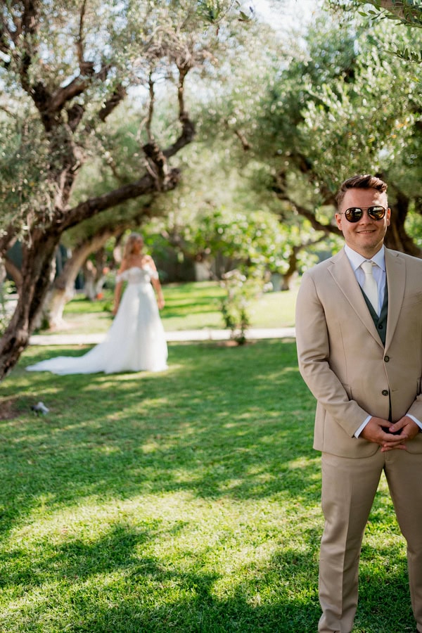 Summer Garden Style Wedding With Romantic Details