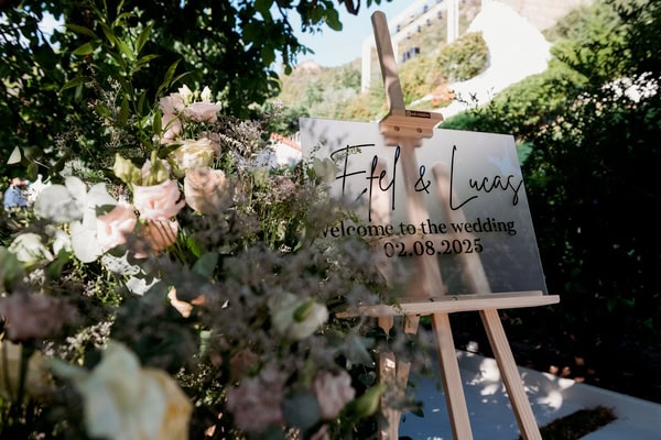 Summer Garden Style Wedding With Romantic Details