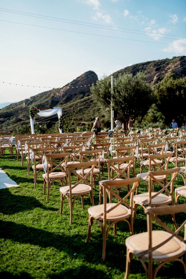 Summer Garden Style Wedding With Romantic Details