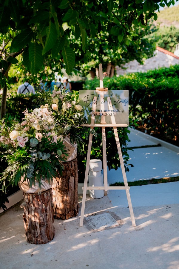 Summer Garden Style Wedding With Romantic Details