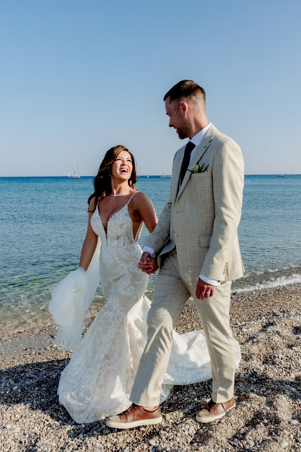 Summer Wedding Lythos White Flowers