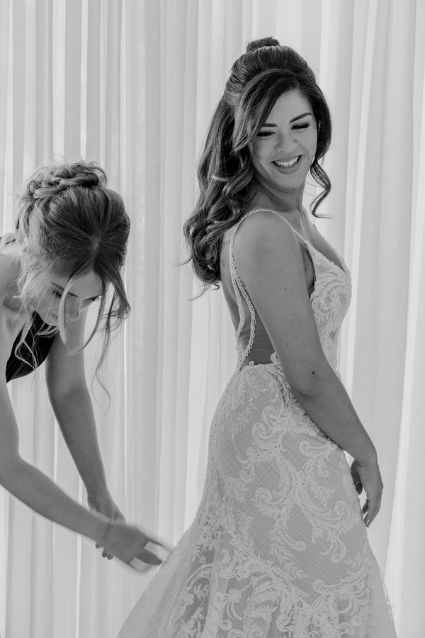 Summer Wedding Lythos White Flowers