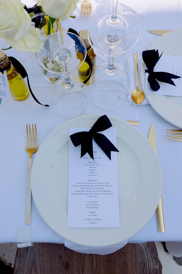 Summer Wedding Lythos White Flowers