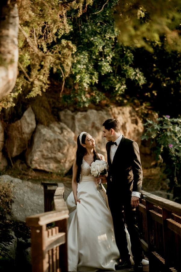 Summer Wedding With Romantic Details In Nicosia