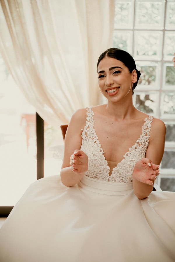 Summer Wedding With Romantic Details In Nicosia