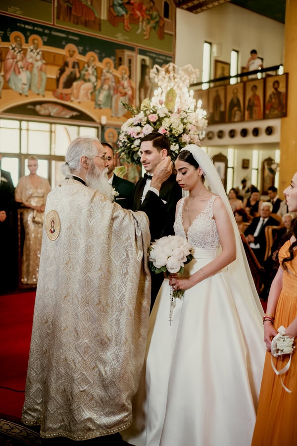 Summer Wedding With Romantic Details In Nicosia
