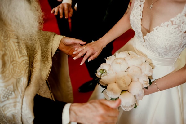 Summer Wedding With Romantic Details In Nicosia