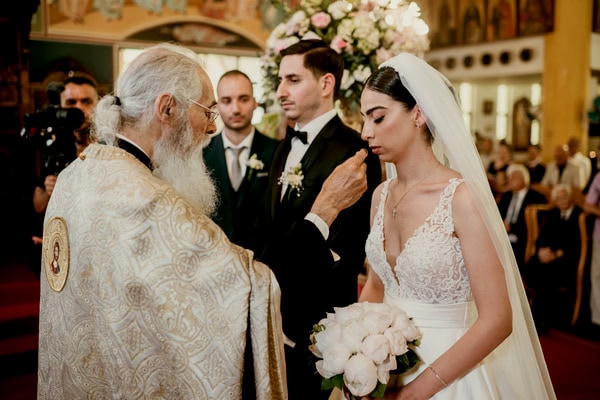 Summer Wedding With Romantic Details In Nicosia