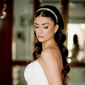 Chic γάμος στη Λάρισα με ολόλευκα άνθη | Σοφία & Ηλίας