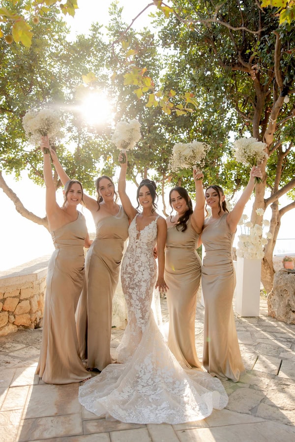 Destination Romantic Wedding Rethymno White  Blooms