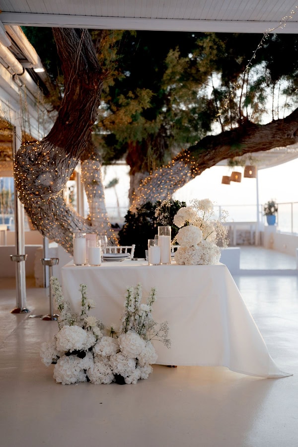 Destination Romantic Wedding Rethymno White  Blooms