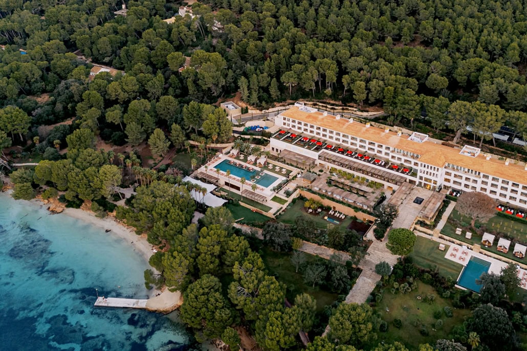 A Mediterranean Icon Reimagined: Four Seasons Mallorca at Formentor