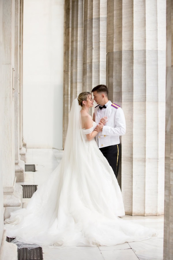 Military Wedding Thessaloniki White Flowers