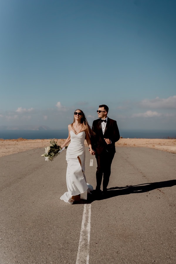 Romantic Chic Wedding Heraklio With White Flowers