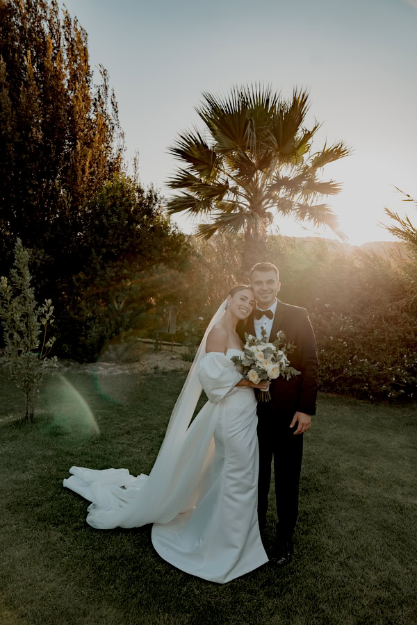 Romantic Chic Wedding Heraklio With White Flowers