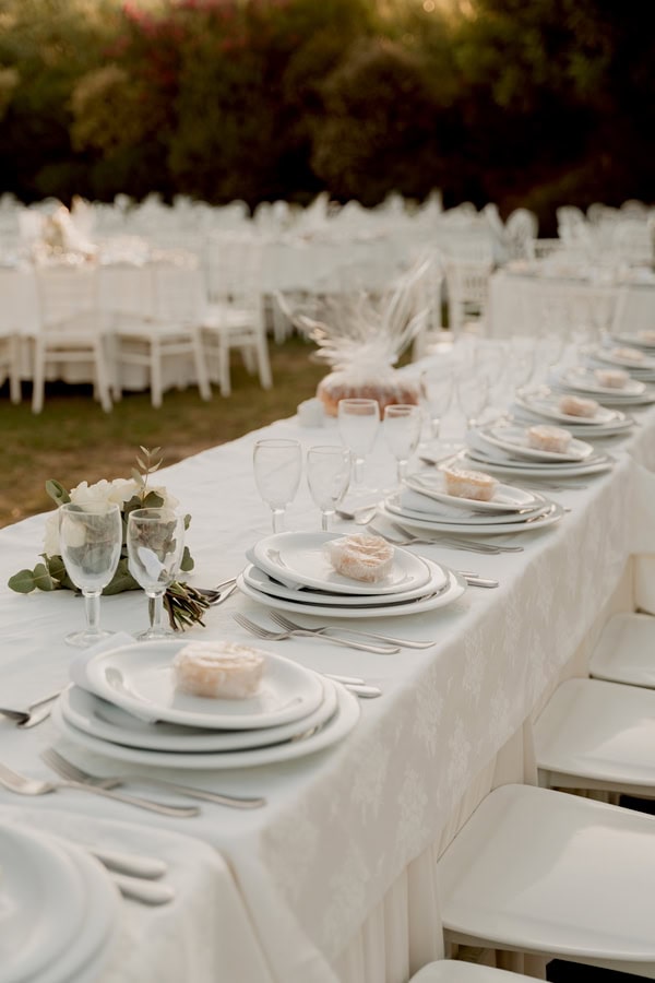 Romantic Chic Wedding Heraklio With White Flowers