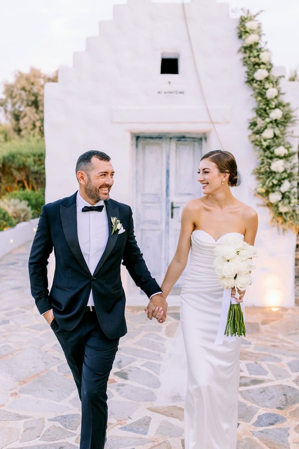 Romantic Wedding With White Florals