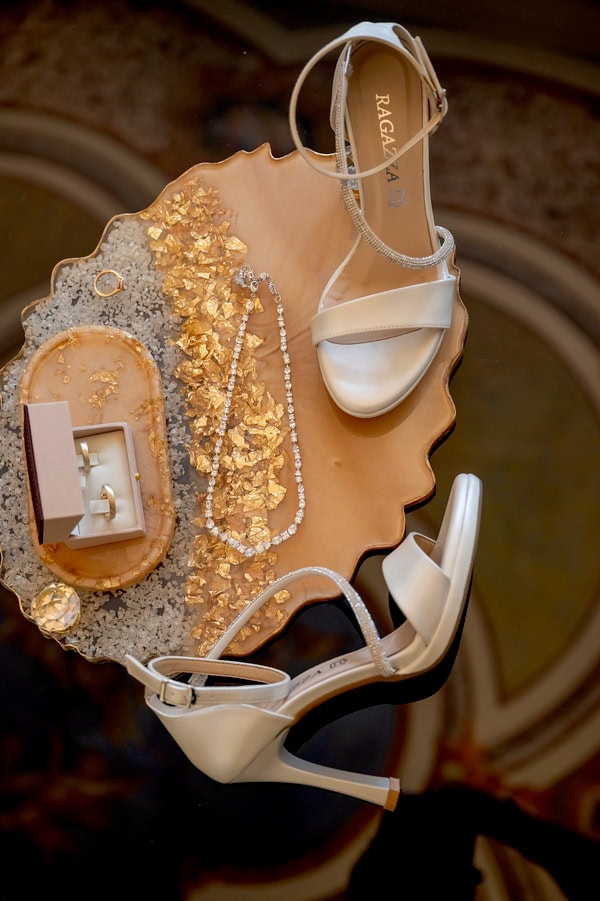 Summer Chic Wedding In Syros