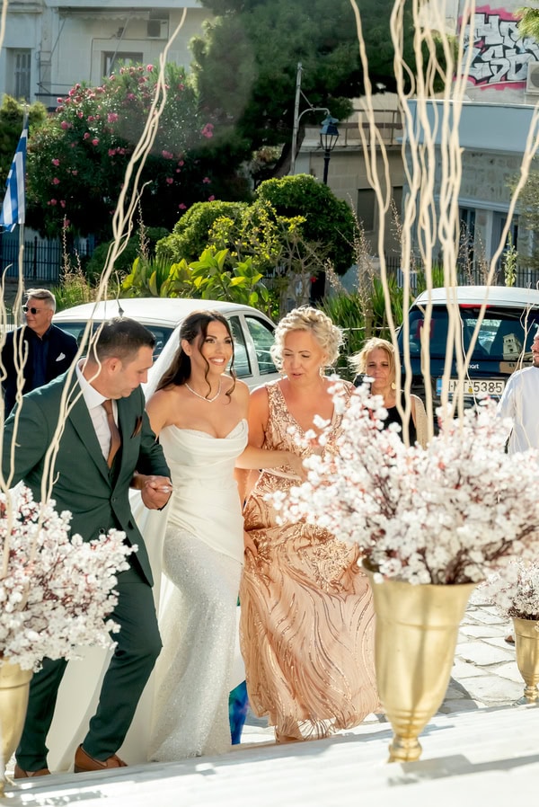 Summer Chic Wedding In Syros