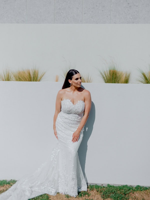 Summer Romantic Wedding With White And Dusty Pink Details