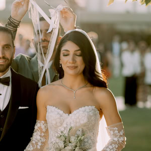 Ένας φθινοπωρινός chic γάμος στον υπέροχο χώρο του Iokasti Venue | Μίνα & Δημήτρης