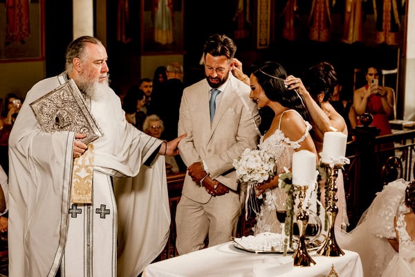 Chic Wedding All White Blooms