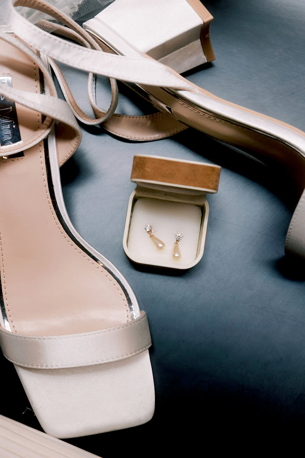 Dreamy Seaside Wedding Crete Vibrant Flowers