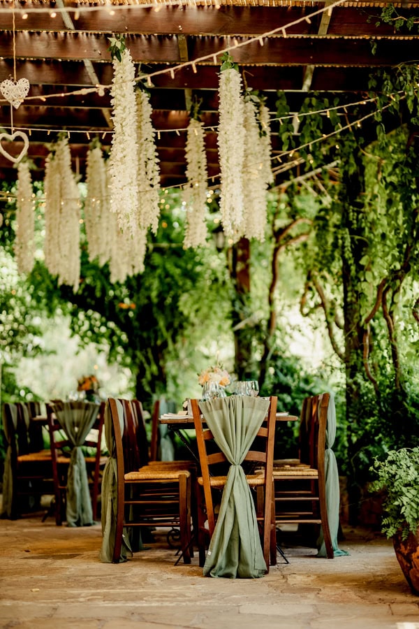 Garden Style Wedding Filled With Lovely Details