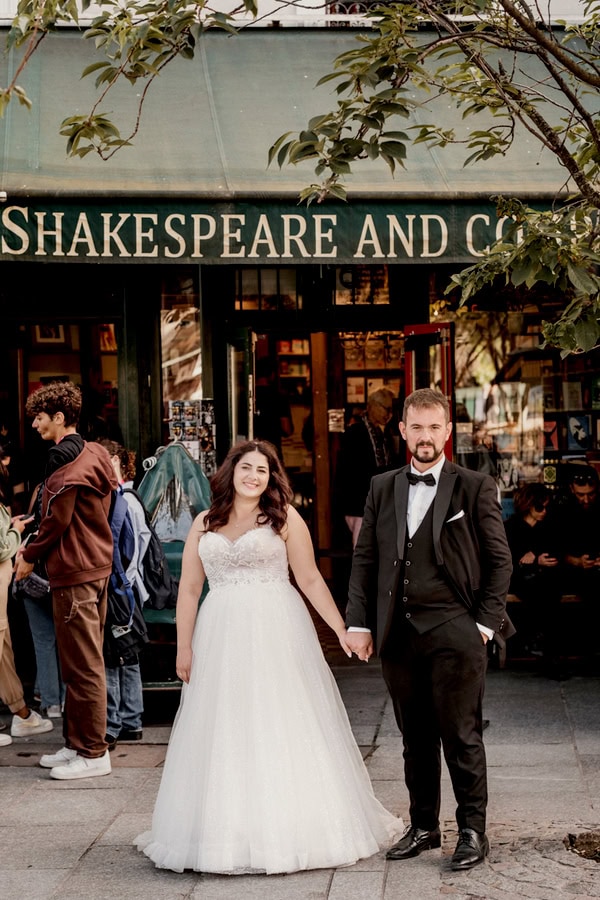 Romantic Next Day Photo Session Paris City