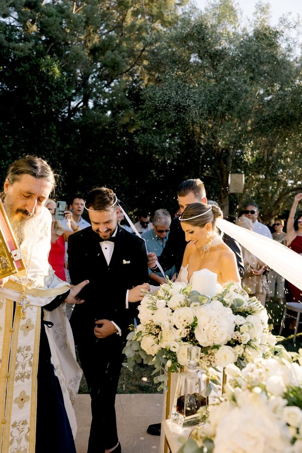 Romantic Wedding Orizontes Estate All White Florals