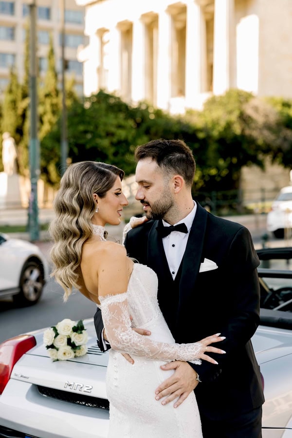 Romantic Wedding Orizontes Estate All White Florals