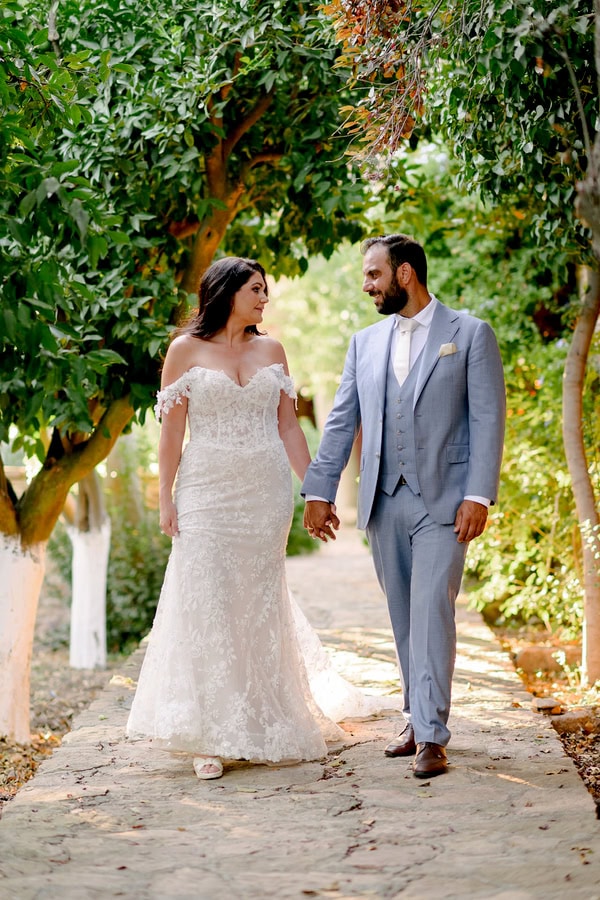 Romantic White Details Wedding In Chios