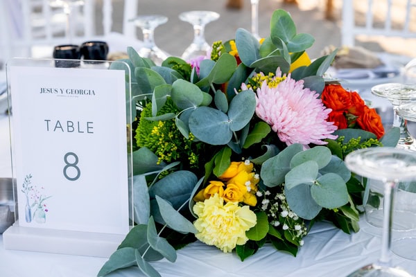 Summer Civil Wedding Full Of Color And Feeling