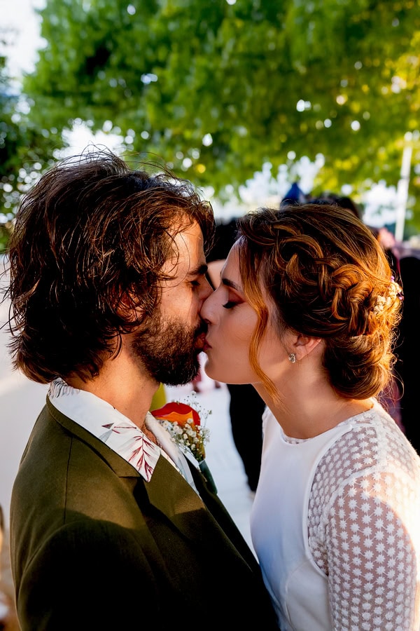 Summer Civil Wedding Full Of Color And Feeling