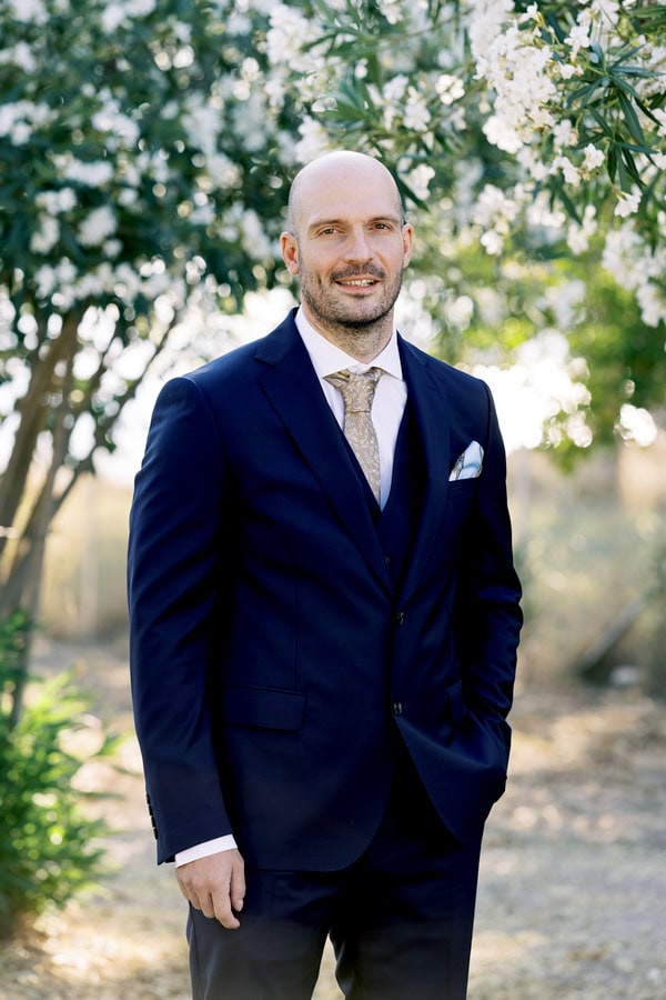 Summer Minimal Seaside Wedding