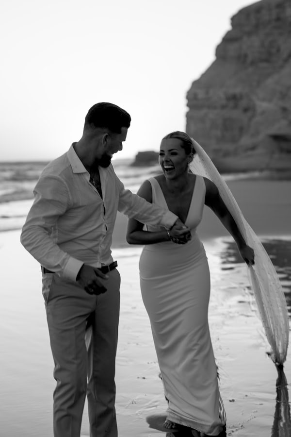 Summer Wedding In Kos With White Flowers And Nature