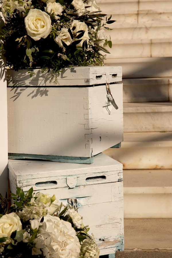 Summer Wedding In Kos With White Flowers And Nature