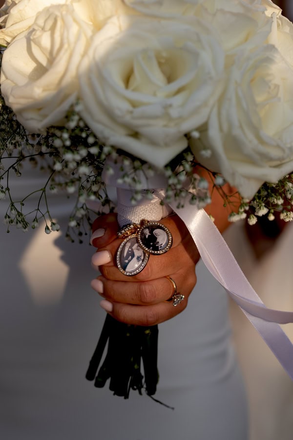 Summer Wedding In Kos With White Flowers And Nature
