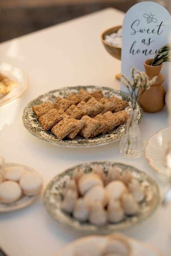 Summer Wedding In Kos With White Flowers And Nature