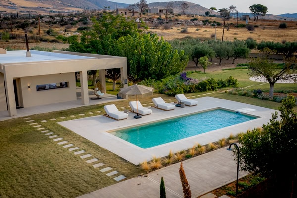 Why The Attican Villa Estate Is Perfect For Your Wedding
