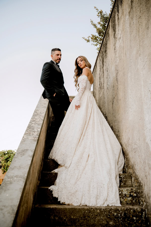 Chic Wedding Chania White Flowers
