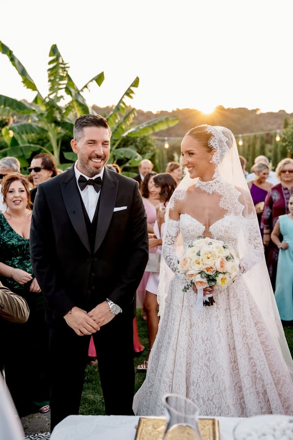 Chic Wedding Chania White Flowers