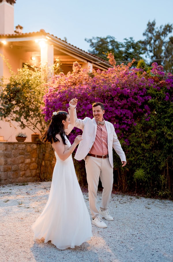 Colorful Symbolic Wedding Natural Setting