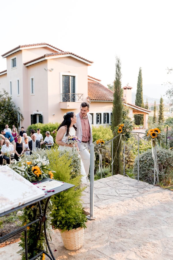 Colorful Symbolic Wedding Natural Setting