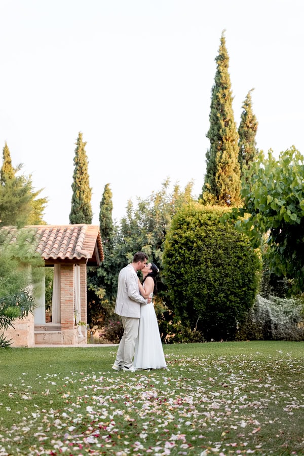 Colorful Symbolic Wedding Natural Setting