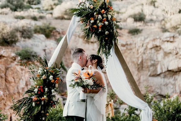 Omantic Destination Wedding Lake Vouliagmeni Tropical Details